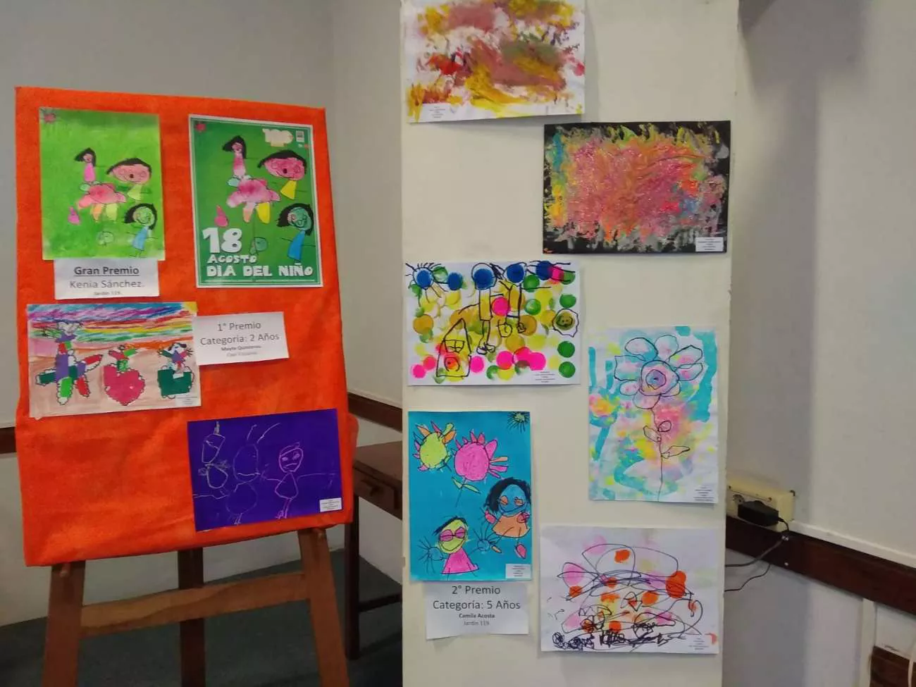 Grandes Artistas Bajitos de Soriano