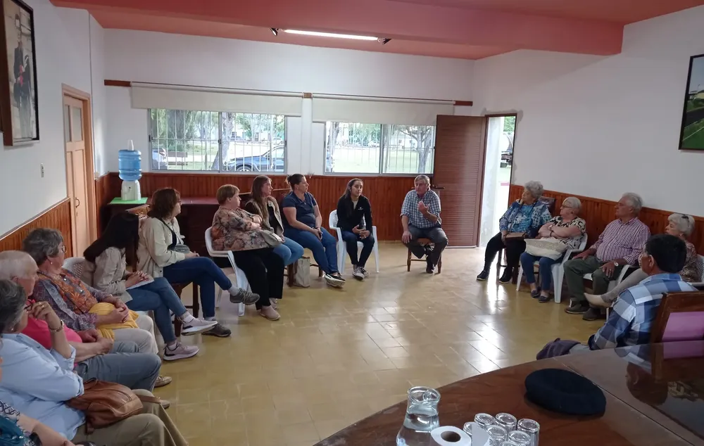 Besozzi con comisiones hogares de ancianos