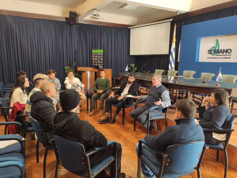 Besozzi con grupo de Calistenia