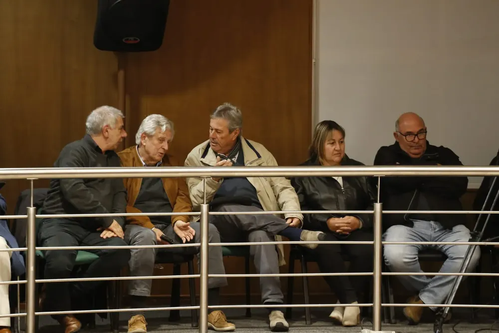 00d327cd-0a31-43d5-b702-45b2c9c3c50e