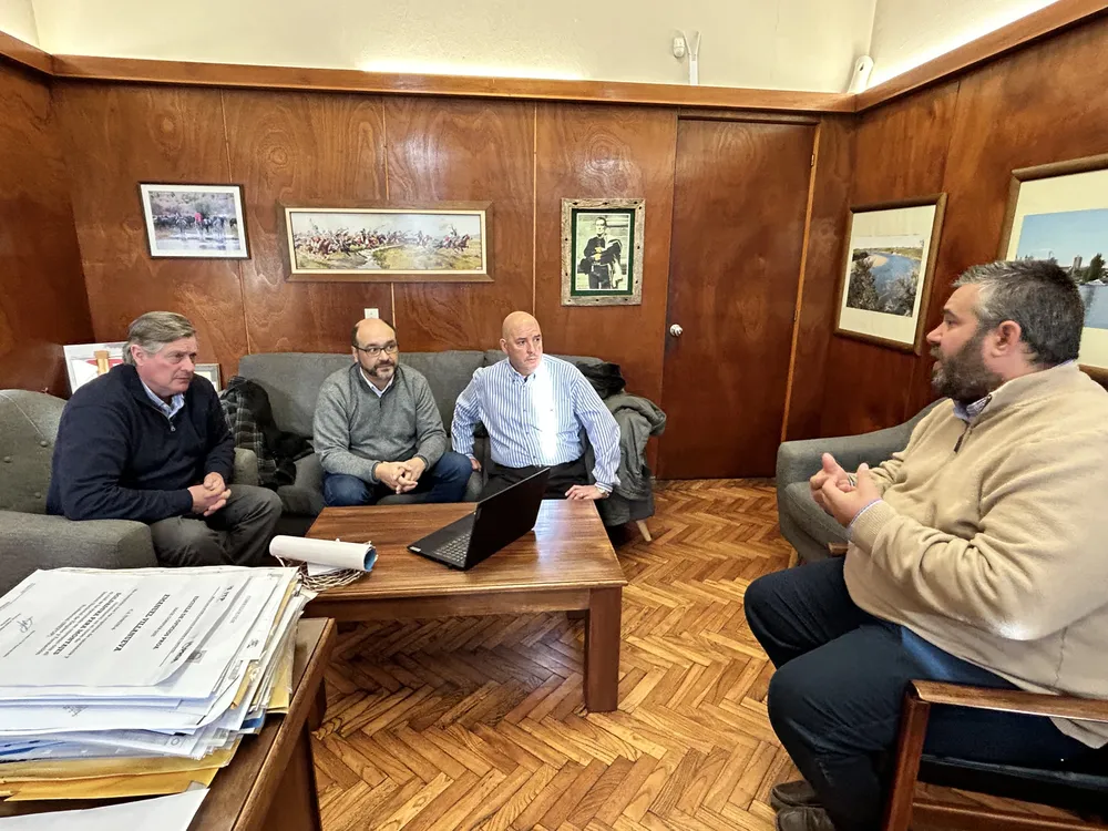 reunión con repr. de Concilio de las Asambl. de Dios