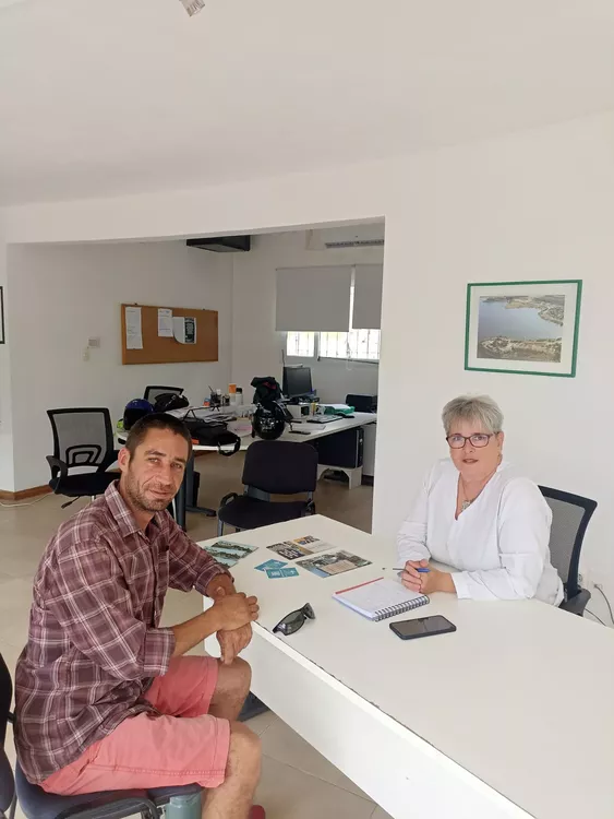Directora de Turismo junto a Maximiliano Morencio