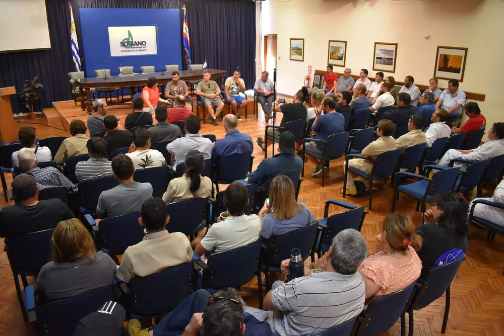 Besozzi en reunión por CONAPROLE - 1